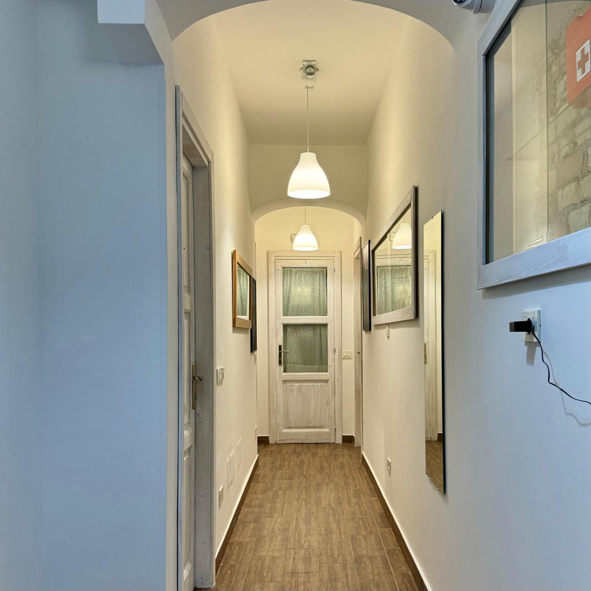 Enotria Bnb Bed & Breakfast เรจโจ ดี คาลาเบีย ภายนอก รูปภาพ